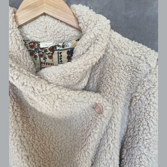 🎉NWOT Mystree Teddy Bear Oversized Wrap Front Coat, Size LG,Cream/Multi … - Picture 7 of 9